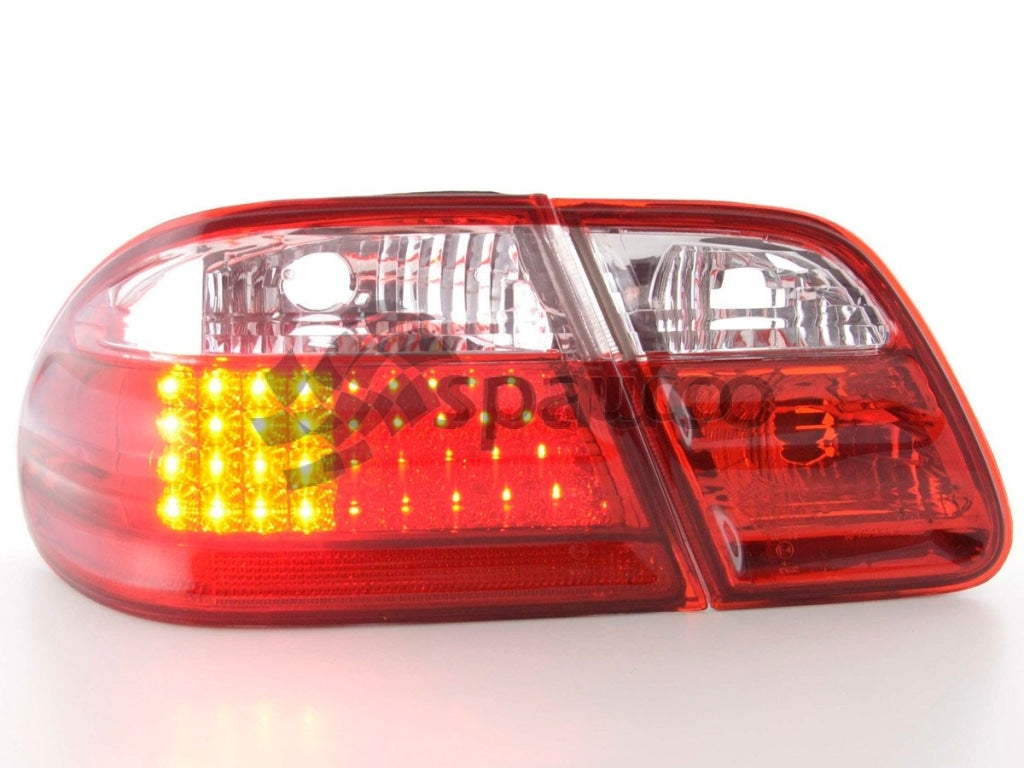 Pilotos Mercedes E W210