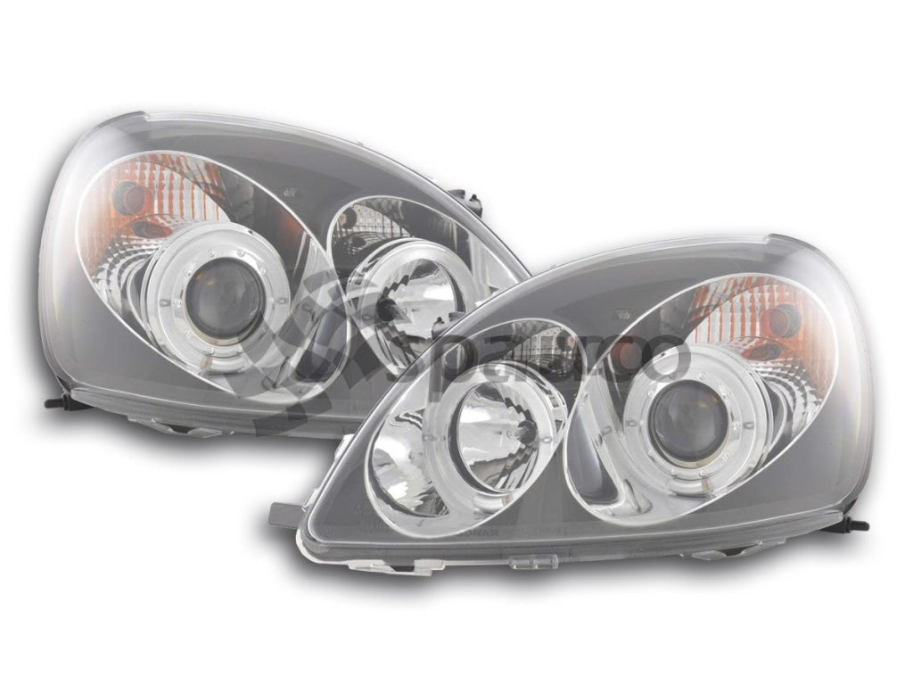 Faros Toyota Yaris